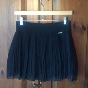 Abercrombie and Fitch cute navy blue mini skirt M
